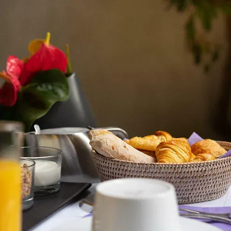 Le Pre De La Hotel 4*